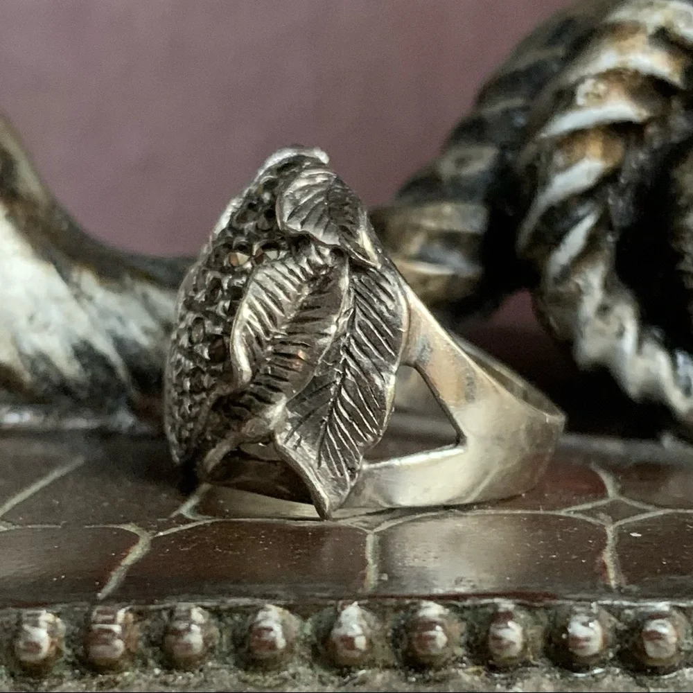 Vintage Woodland Goddess Marcasite sterling silver ring
